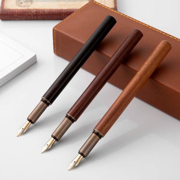 Personalsierter Füller aus Holz